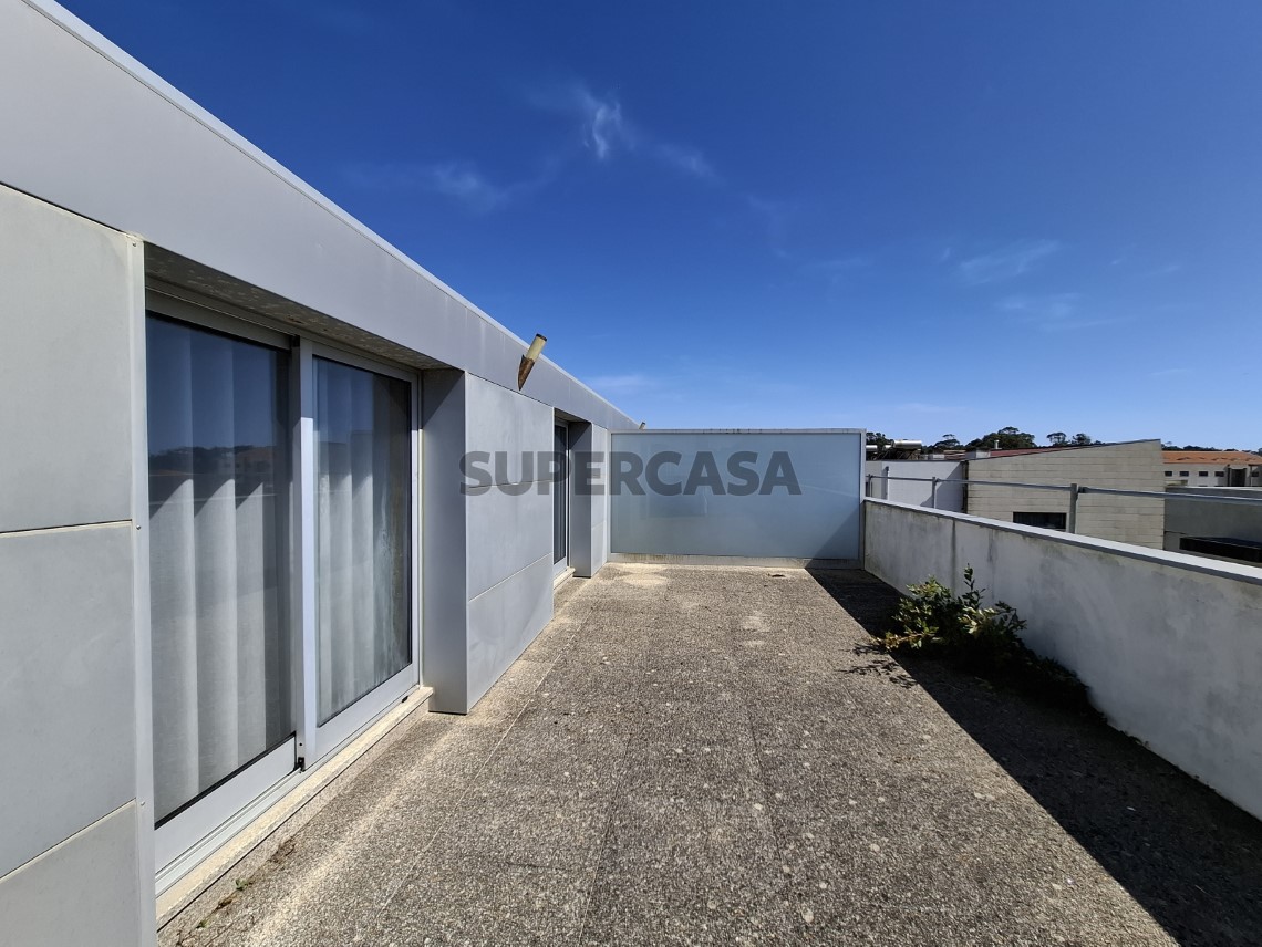 Duplex T4 Duplex à venda em Travessa da Agrela