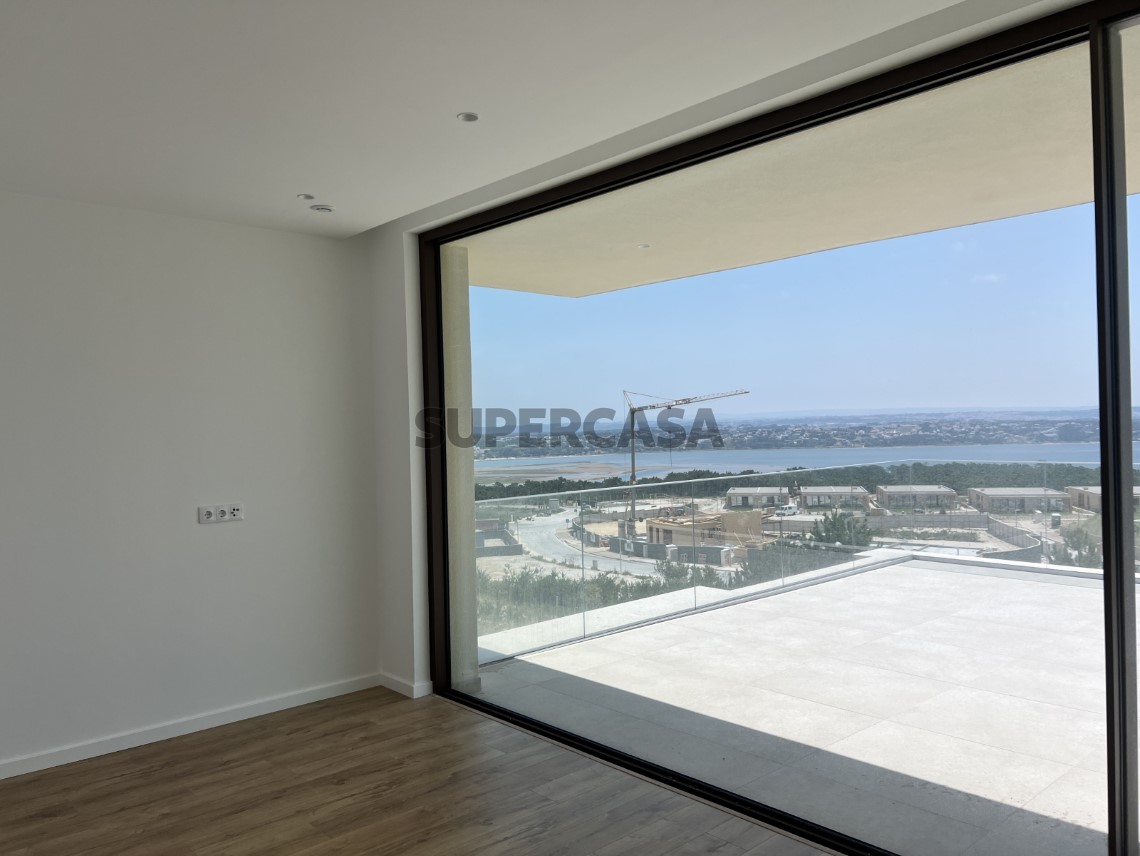 BHHS-Atlantic-Portugal-Moradia-Isolada-T5-West-Cliffs-Resort