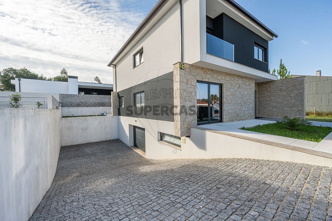 Haus 3 Zimmer verkaufen auf Cabanelas