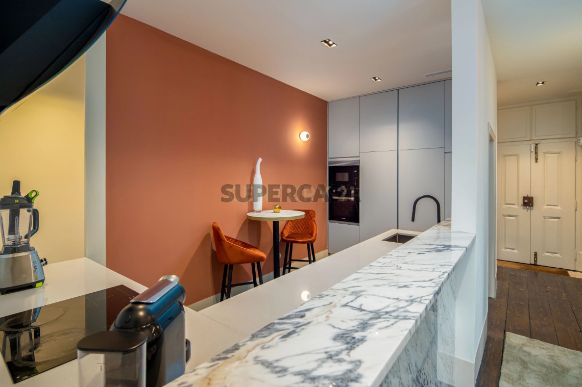Apartment 4 Zimmer verkaufen auf Santo António