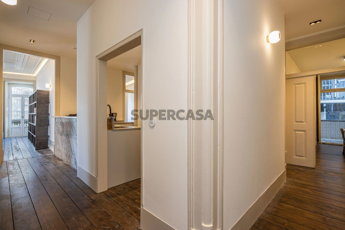 Apartment 4 Zimmer verkaufen auf Santo António