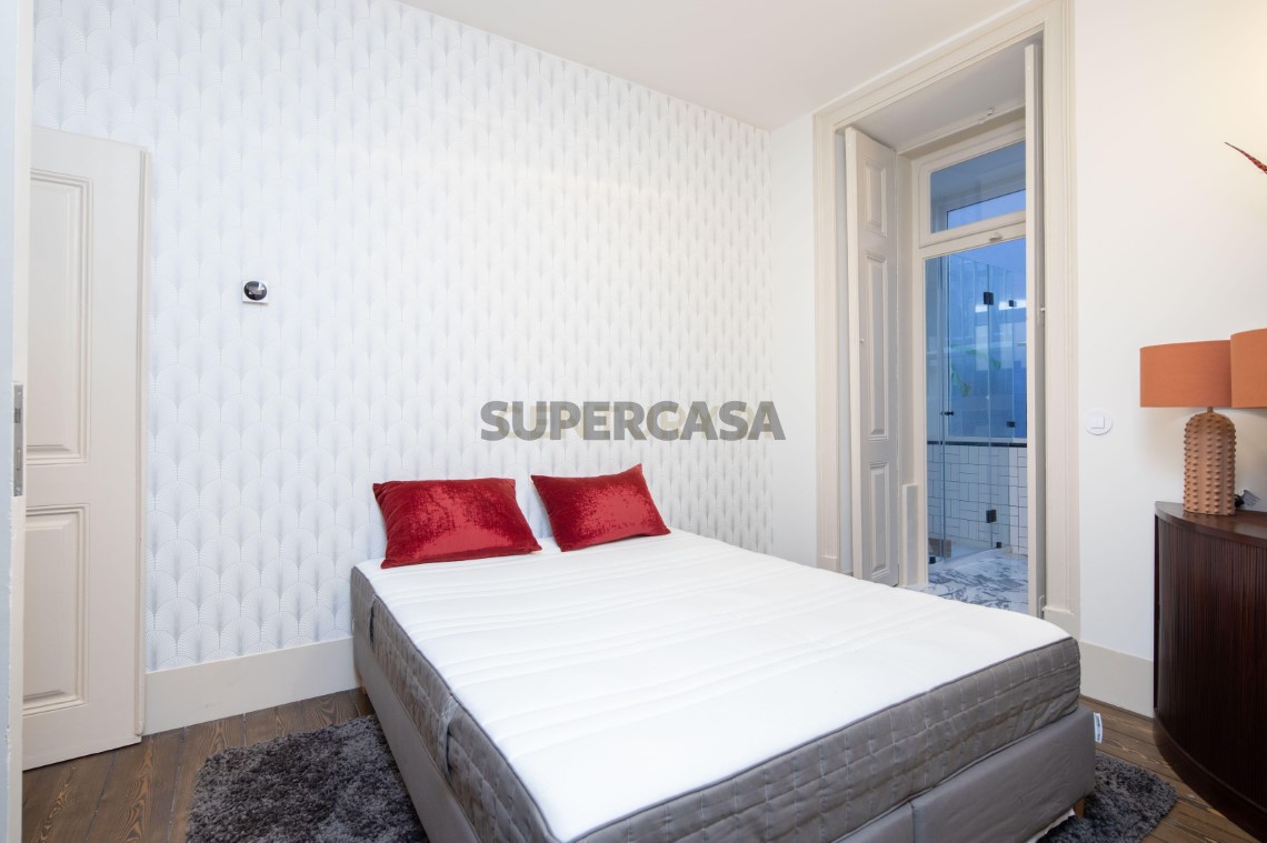 Apartment 4 Zimmer verkaufen auf Santo António