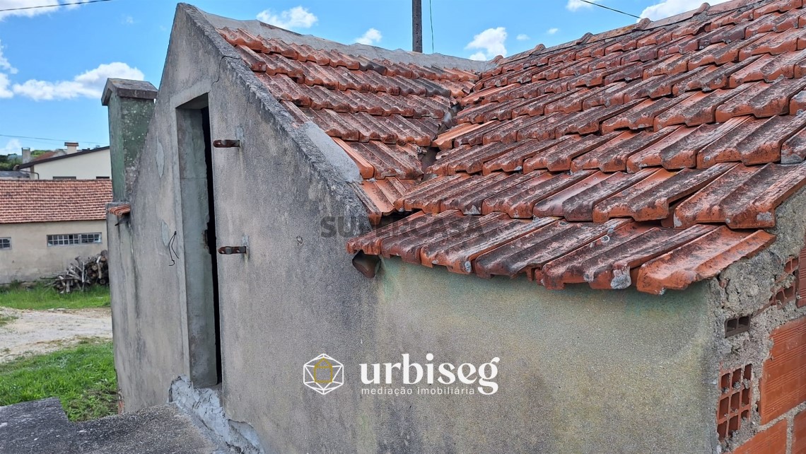 Casa 3 habitaciones en venta en Trouxemil e Torre de Vilela