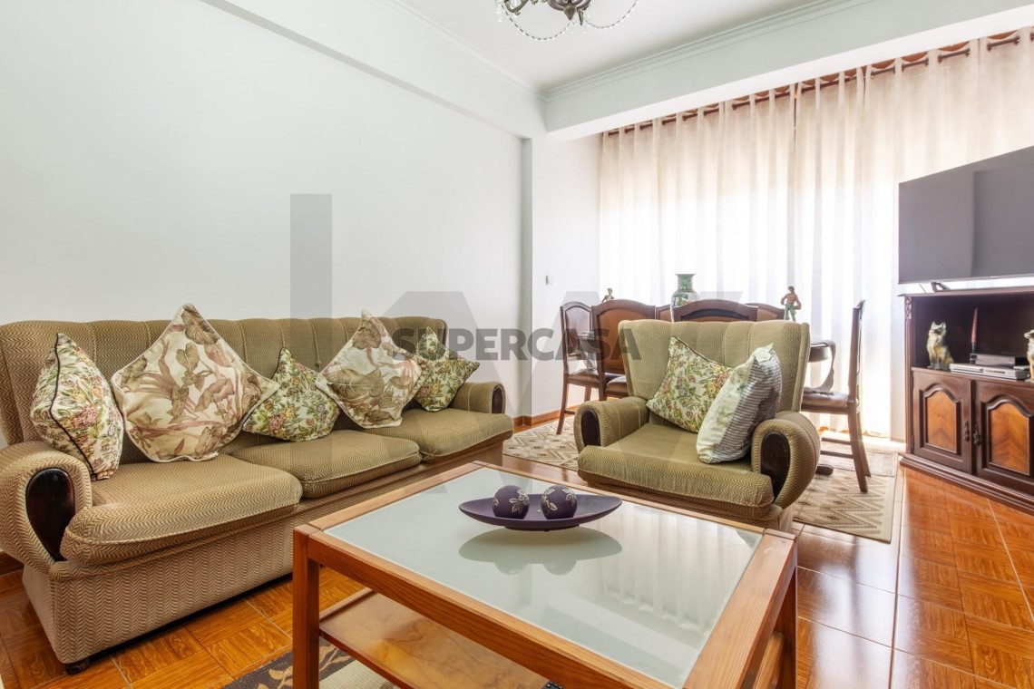 Apartment 2 Zimmer verkaufen auf Mina de Água