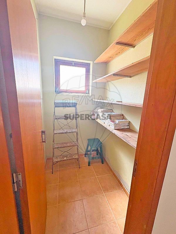 Apartment 2 Zimmer verkaufen auf Santiago Maior e São João Baptista