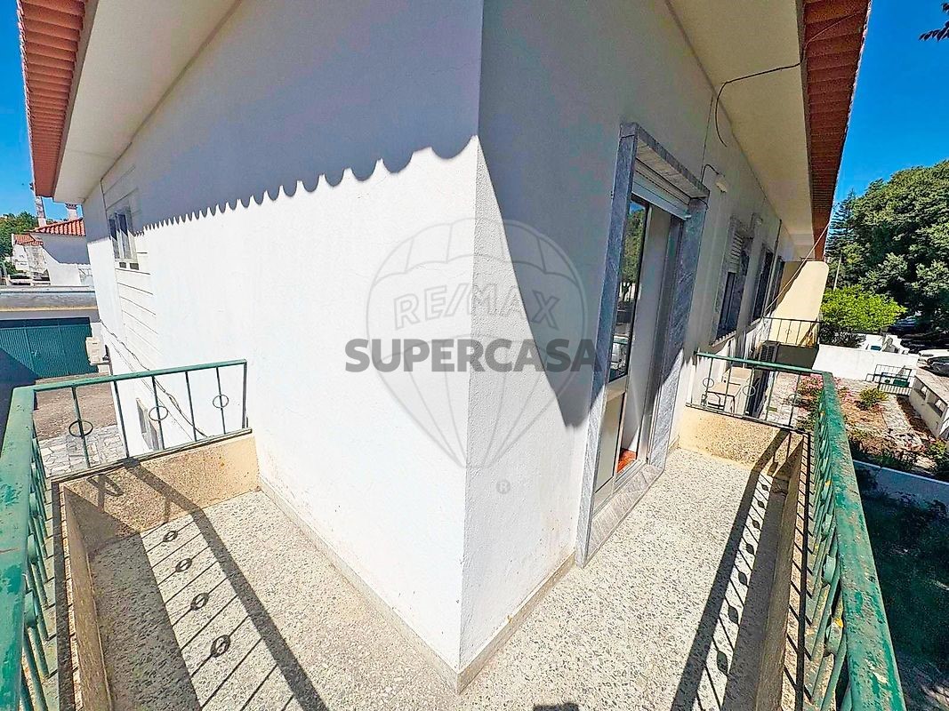 Apartment 2 Zimmer verkaufen auf Santiago Maior e São João Baptista