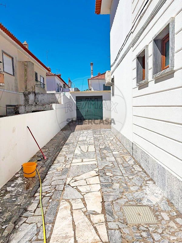 Apartment 2 Zimmer verkaufen auf Santiago Maior e São João Baptista