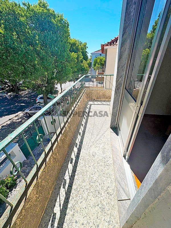 Apartment 2 Zimmer verkaufen auf Santiago Maior e São João Baptista