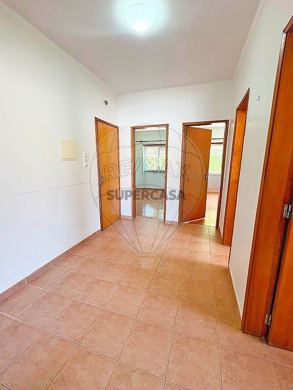 Apartment 2 Zimmer verkaufen auf Santiago Maior e São João Baptista