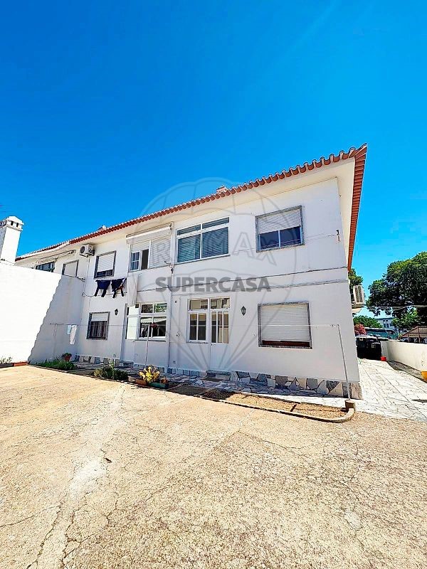 Apartment 2 Zimmer verkaufen auf Santiago Maior e São João Baptista