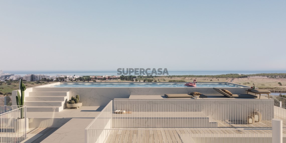 Nova construção à venda na Rua das Pimenteiras