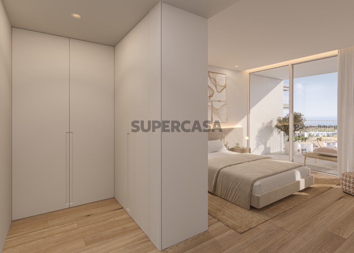 Nova construção à venda na Rua das Pimenteiras