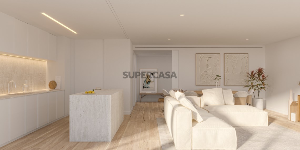 Nova construção à venda na Rua das Pimenteiras