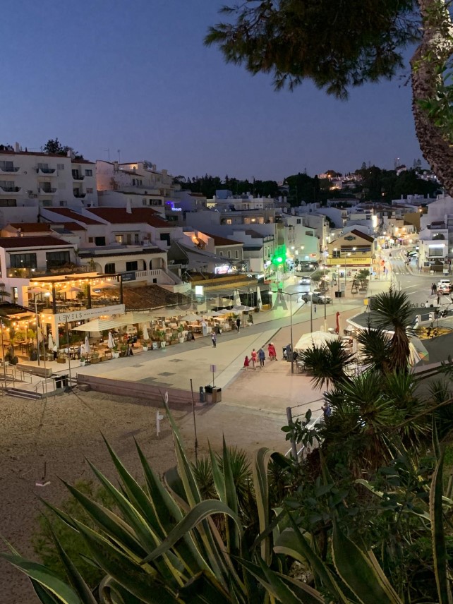 Nova construção à venda na Rua de Vale do Milho