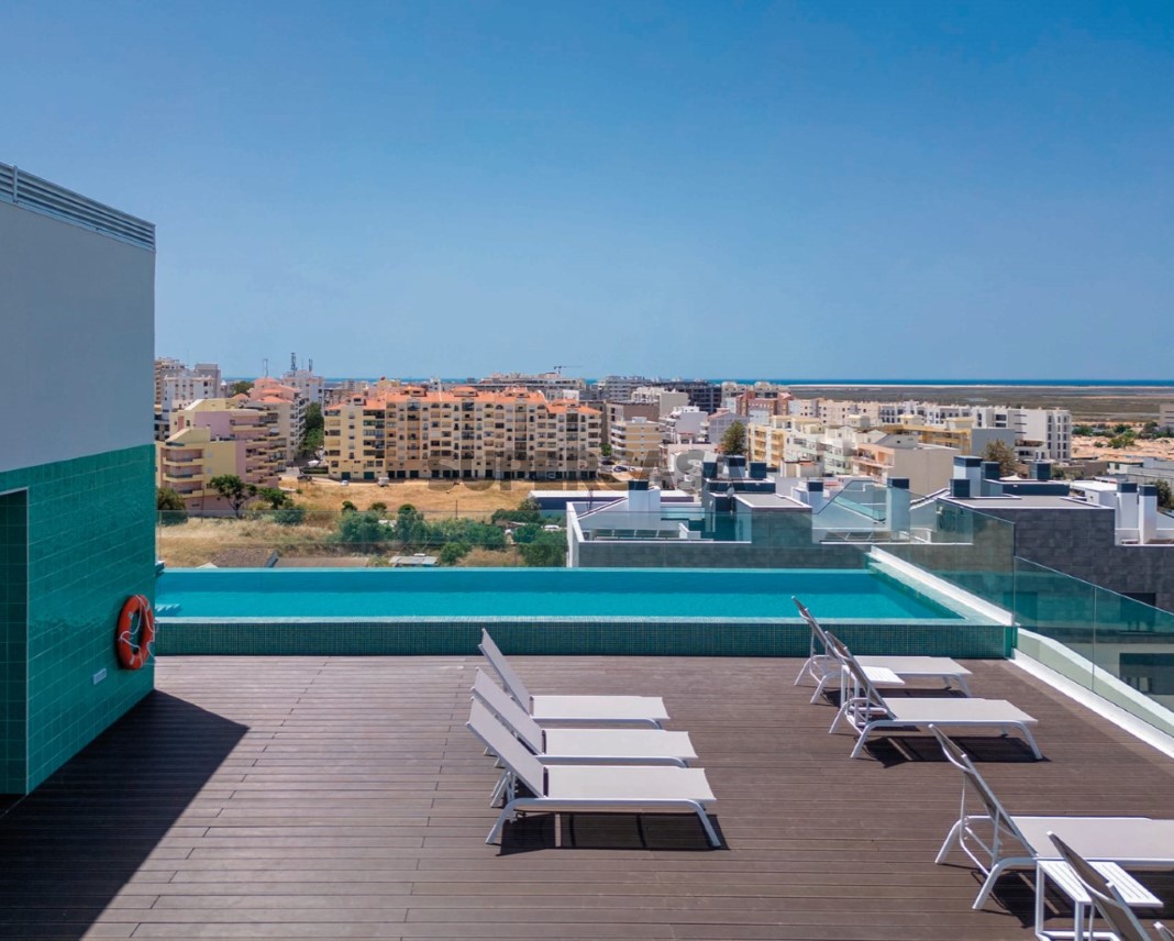 Apartamento à venda na Rua Maestro Armando Tavares Belo