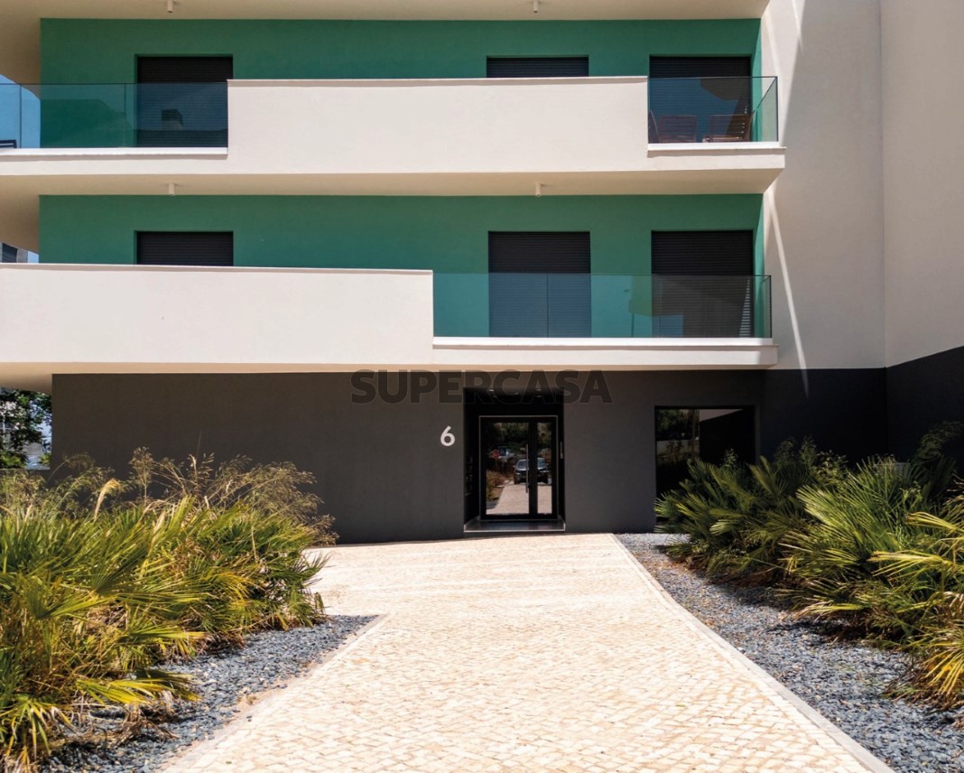 Apartamento à venda na Rua Maestro Armando Tavares Belo
