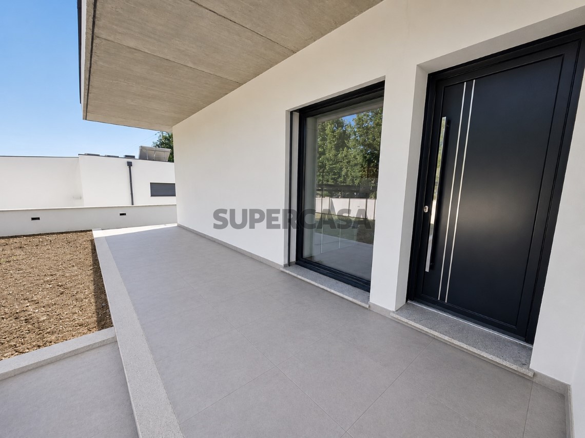 Moradia T4 Nova | Arcos de Valdevez