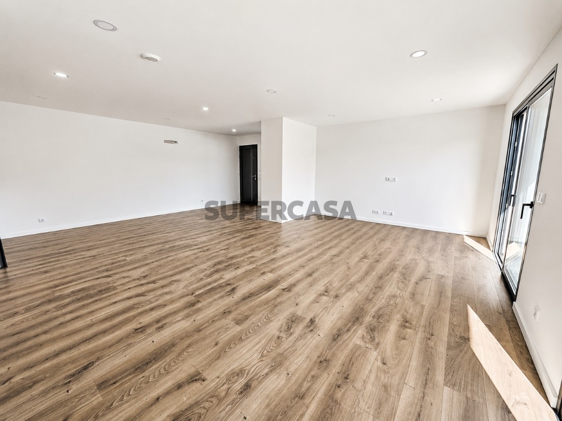 Moradia T4 Nova | Arcos de Valdevez