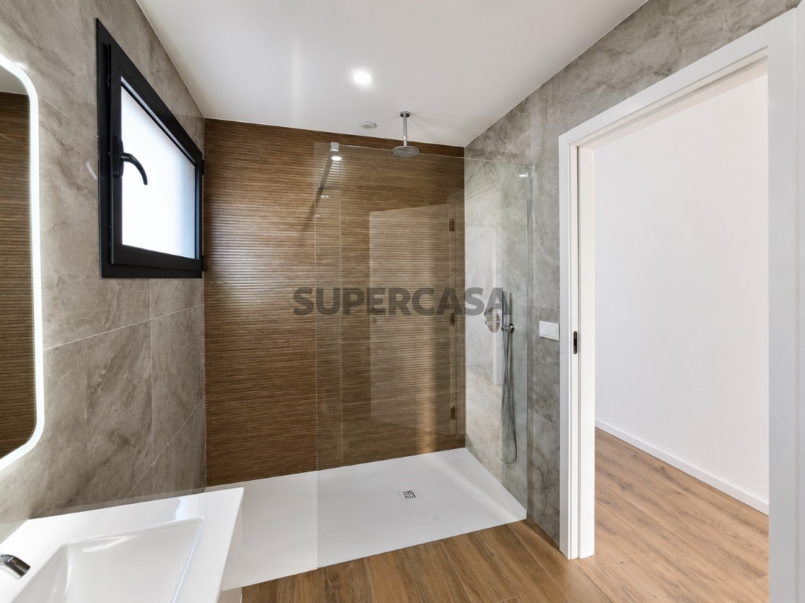Moradia T4 Nova | Arcos de Valdevez