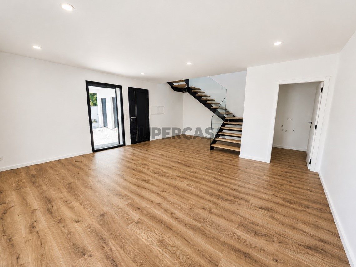 Moradia T4 Nova | Arcos de Valdevez
