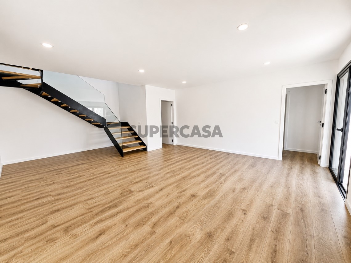 Moradia T4 Nova | Arcos de Valdevez