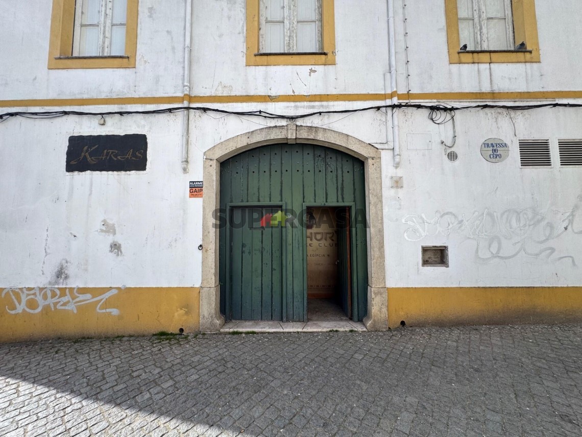 Gebäude verkaufen auf Santiago Maior e São João Baptista