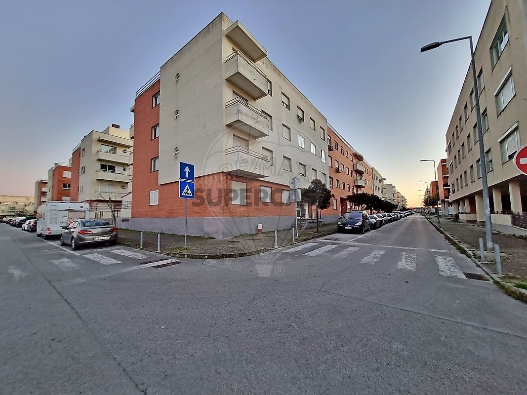 Apartment 3 Zimmer verkaufen auf Alhos Vedros
