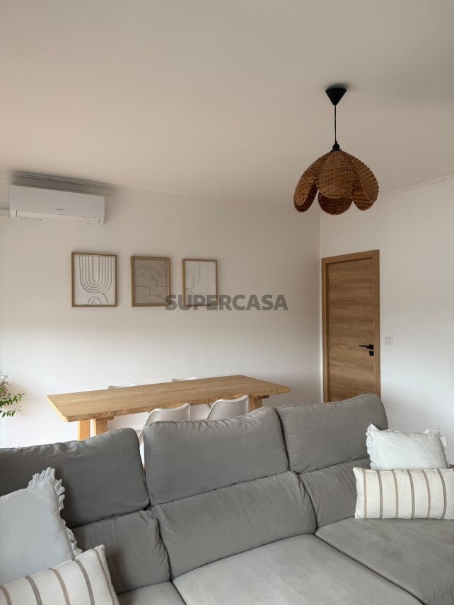 Pormenor Ar condicionado na sala de jantar e estar