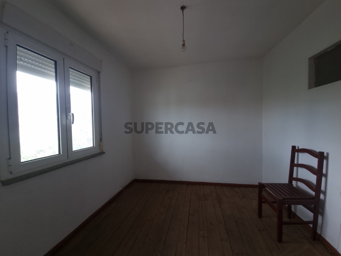 Haus 6 Zimmer Duplex verkaufen auf Avenida General Humberto Delgado