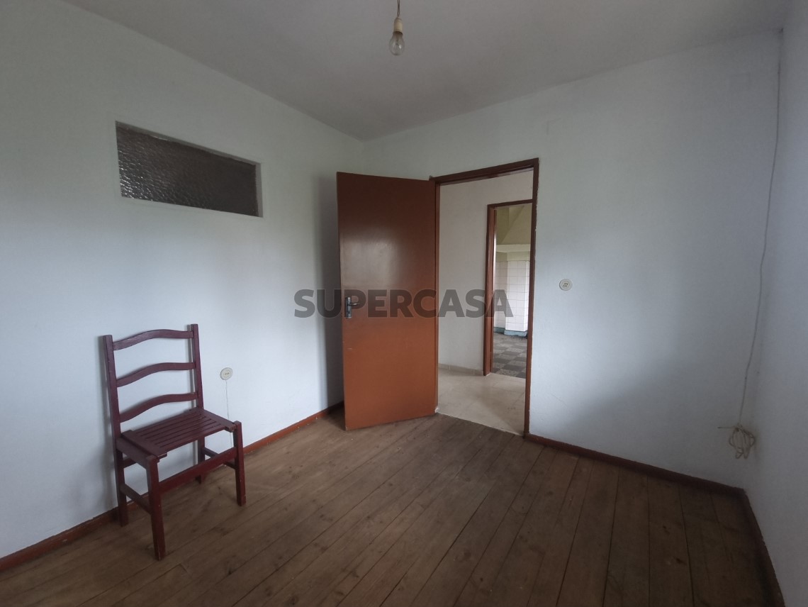 Haus 6 Zimmer Duplex verkaufen auf Avenida General Humberto Delgado