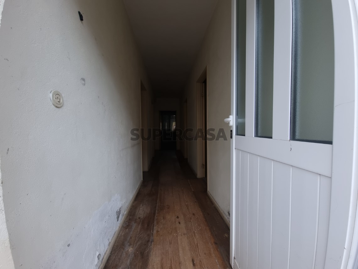 Haus 6 Zimmer Duplex verkaufen auf Avenida General Humberto Delgado