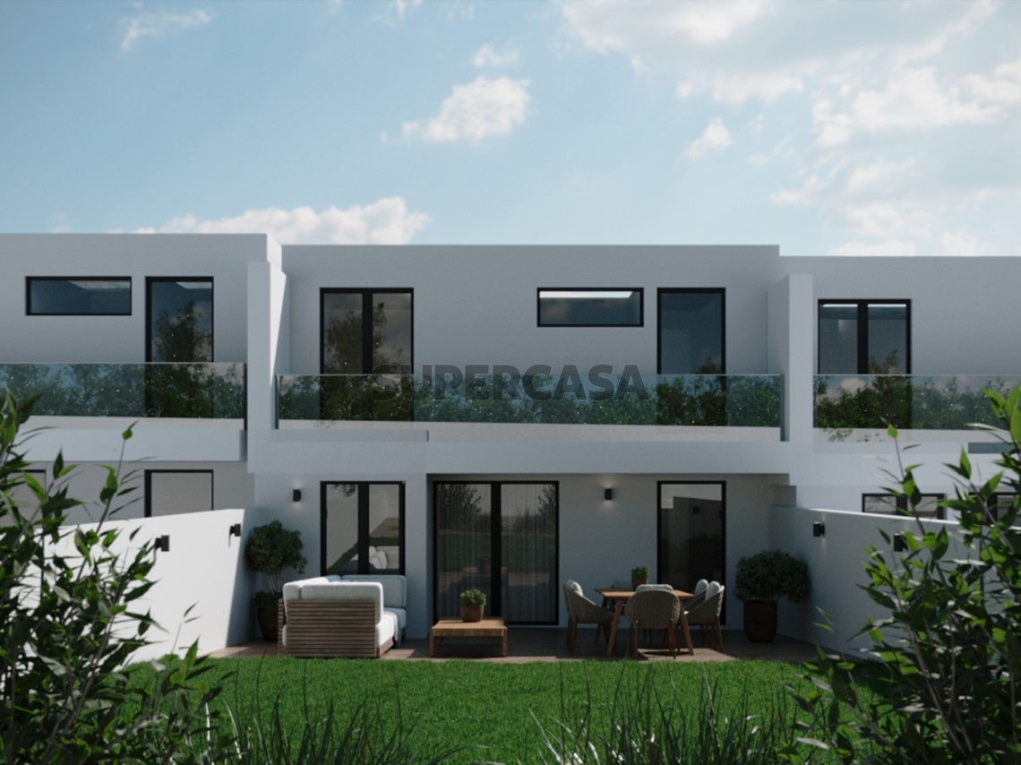 EXTERIOR_4_HORIZONTAL