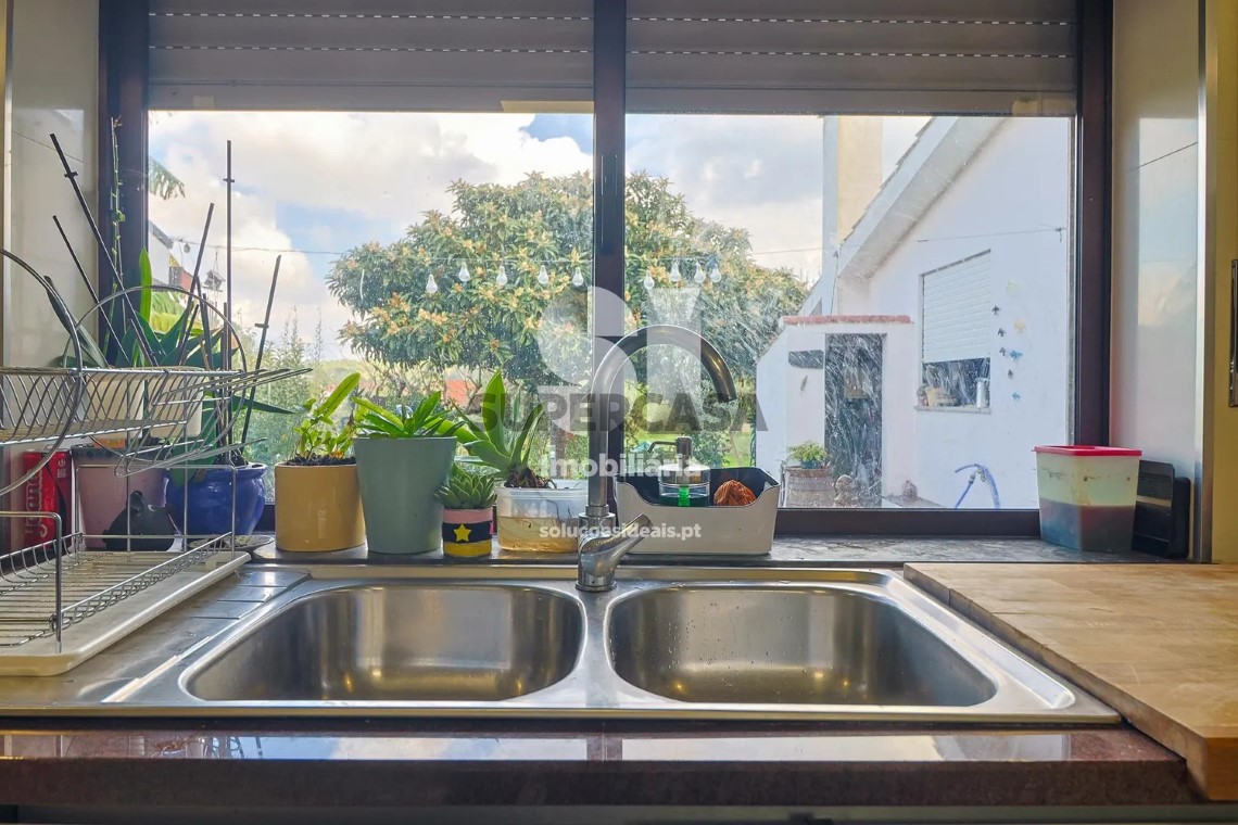 Casa 6 habitaciones en venta en Cernache