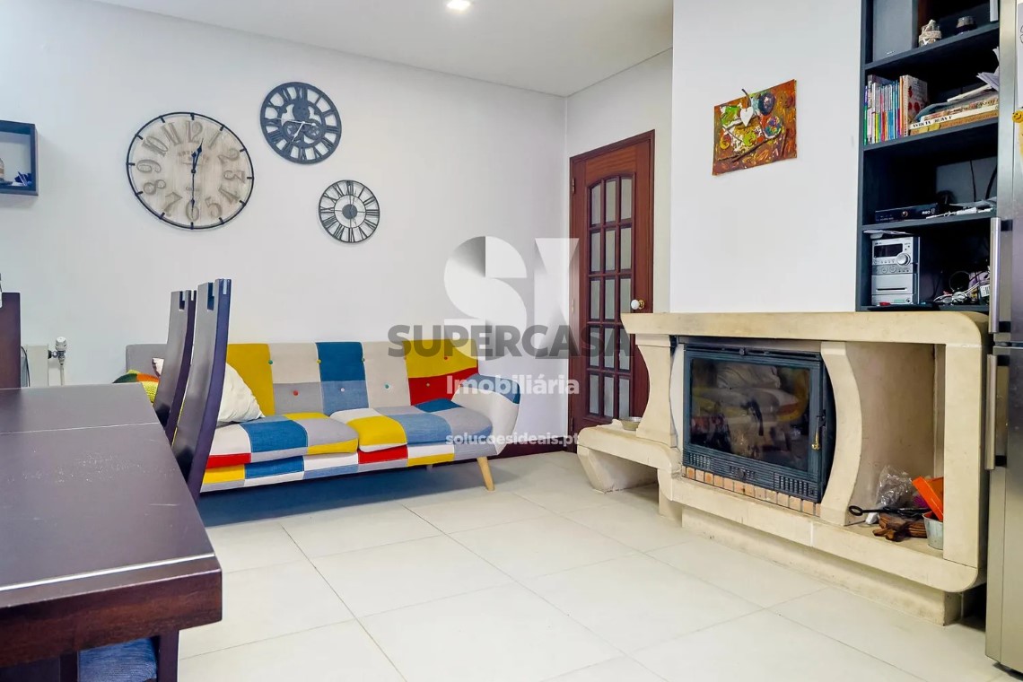 Casa 6 habitaciones en venta en Cernache