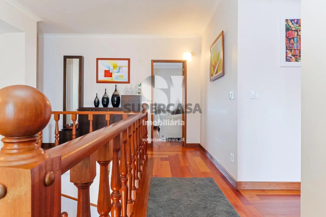 Casa 6 habitaciones en venta en Cernache