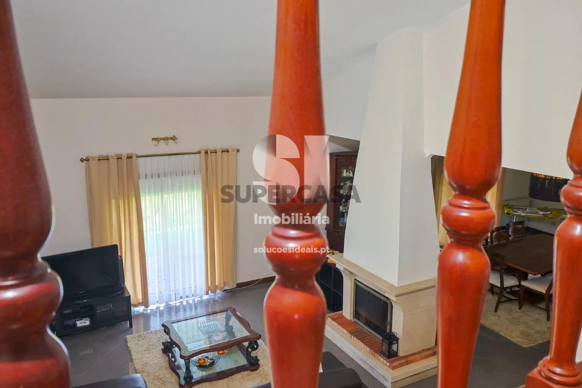 Casa 6 habitaciones en venta en Cernache
