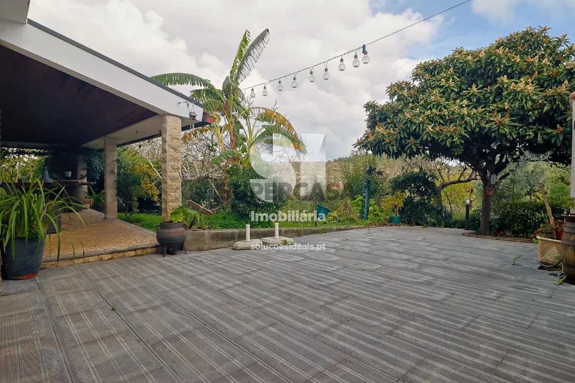 Casa 6 habitaciones en venta en Cernache