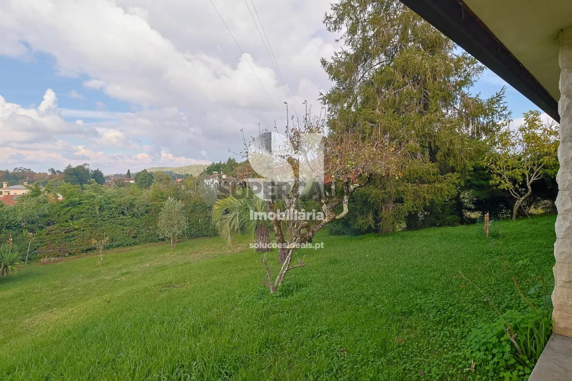 Casa 6 habitaciones en venta en Cernache