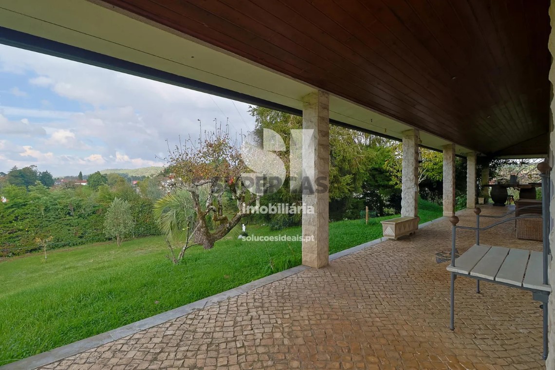 Casa 6 habitaciones en venta en Cernache