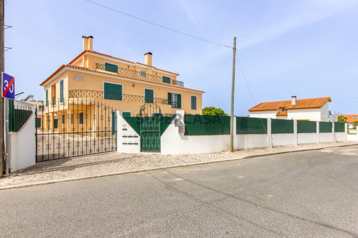 公寓 2 卧室 为了 租赁 在 Sesimbra (Castelo)