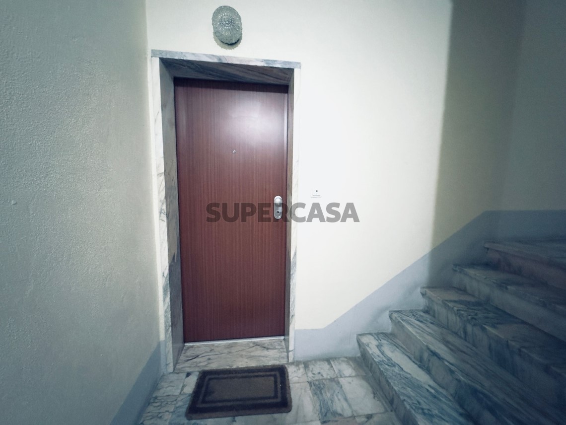 Appartement 2 Chambres vendre au Agualva e Mira-Sintra
