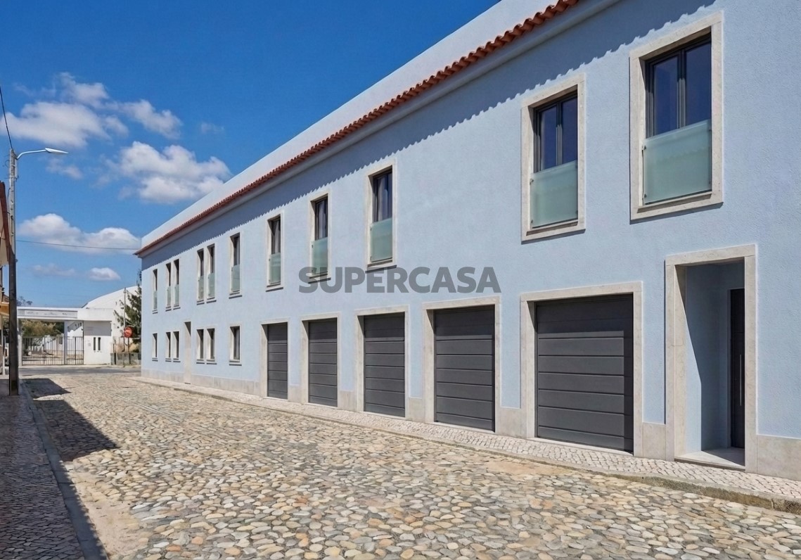 EXTERIOR 2