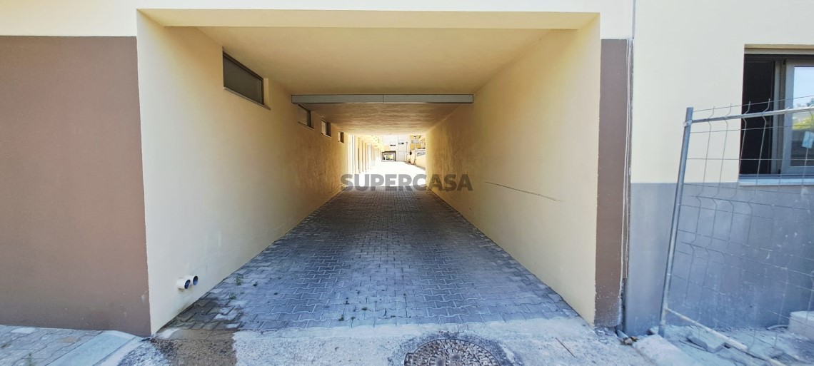 passagem para garagem