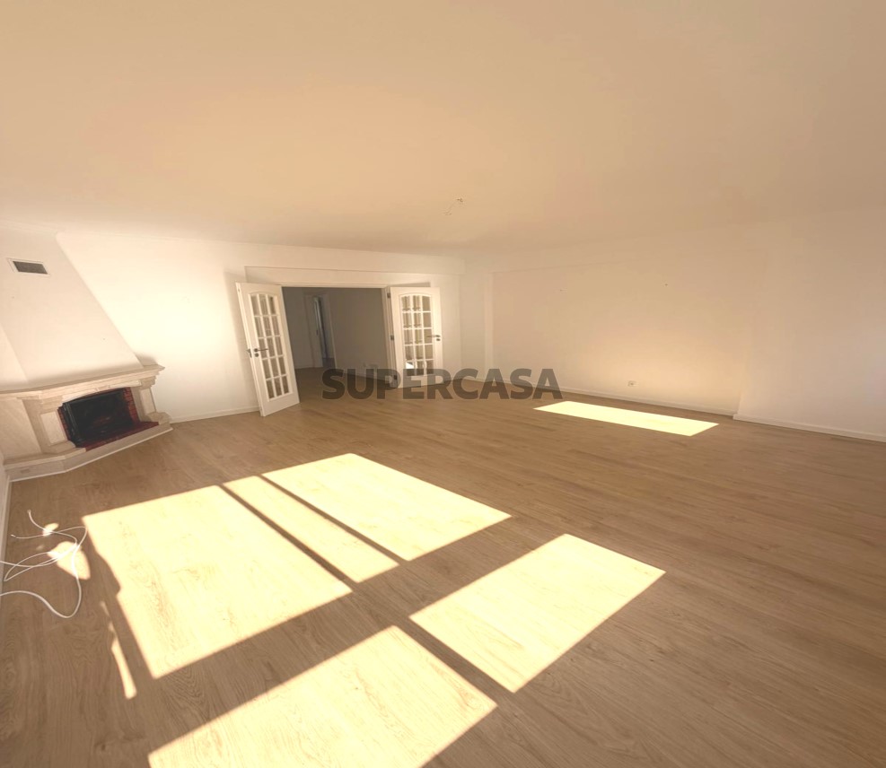 Appartement 3 Chambres vendre au Cacém e São Marcos, 2ème étage