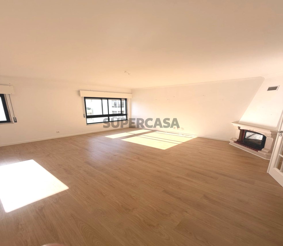 Appartement 3 Chambres vendre au Cacém e São Marcos, 2ème étage