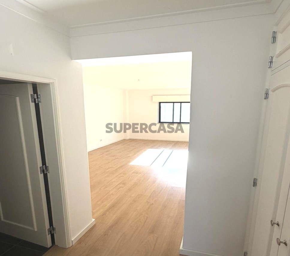 Appartement 3 Chambres vendre au Cacém e São Marcos, 2ème étage