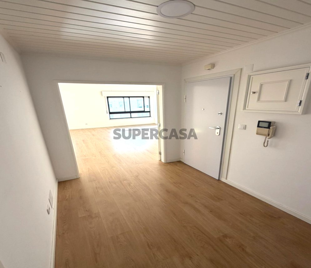 Appartement 3 Chambres vendre au Cacém e São Marcos, 2ème étage