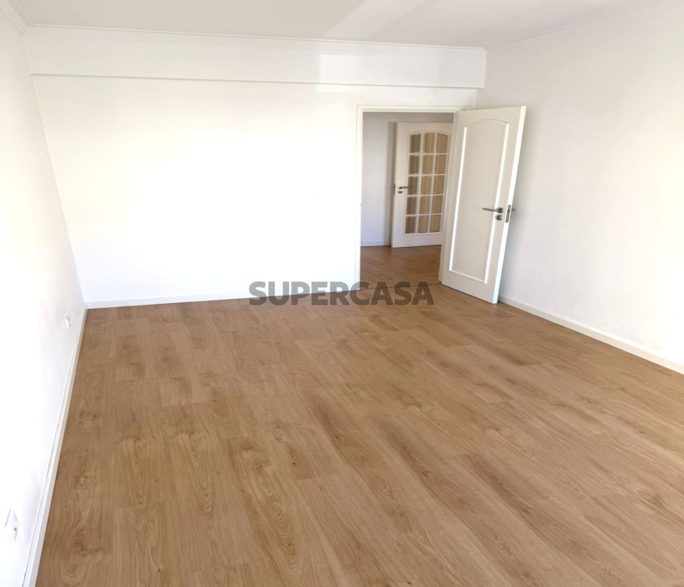 Appartement 3 Chambres vendre au Cacém e São Marcos, 2ème étage
