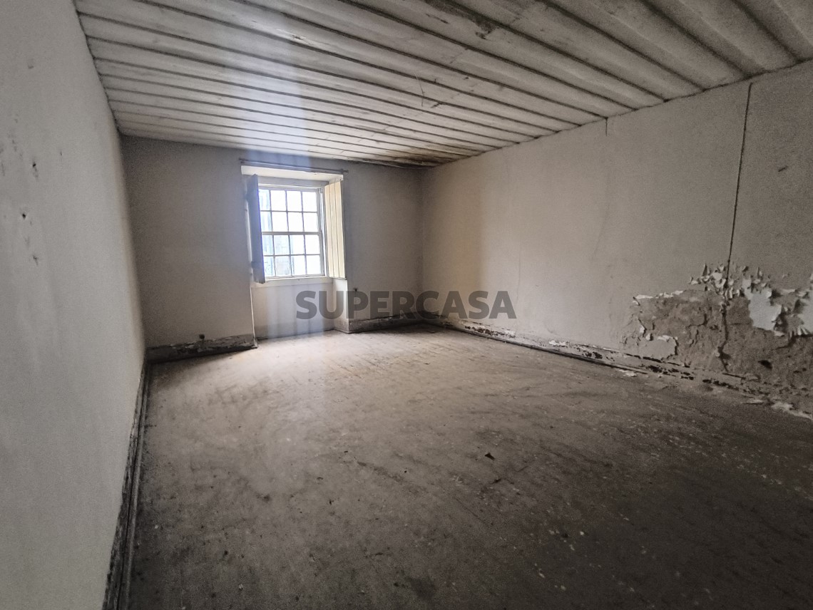 Prédio à venda em Abrantes (São Vicente e São João) e Alferrarede