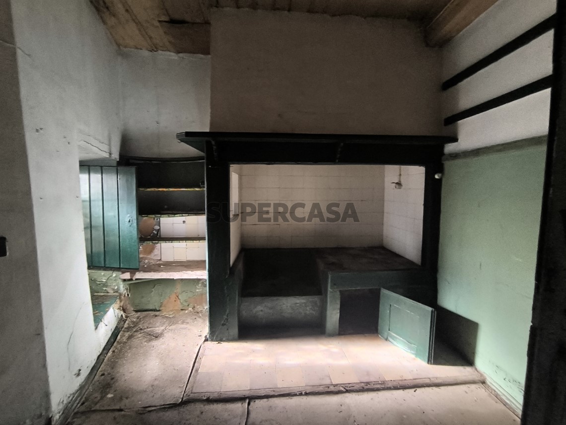 Prédio à venda em Abrantes (São Vicente e São João) e Alferrarede